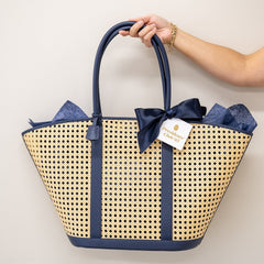 A Beach-Chic Welcome to Maui: Luxurious Custom Welcome Gift Bags