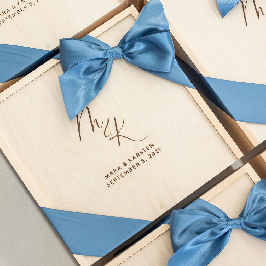17 Ways to Personalize a Card with Tuck-in Gifts