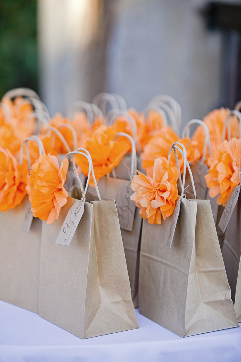 Tips for Creating Welcome Gifts on a Tight Budget