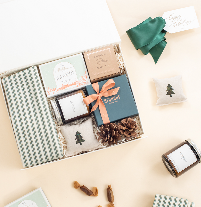 We've rounded up our favorite curated holiday gift sets for everyone on your list to make your 2023 holiday shopping a breeze!