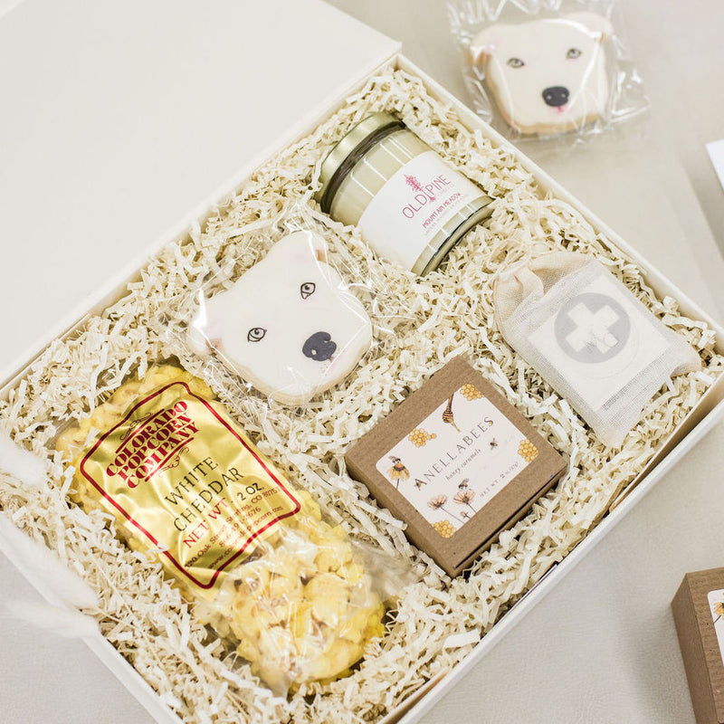 How to Incorporate Your Pet Into Your Wedding Welcome Gifts